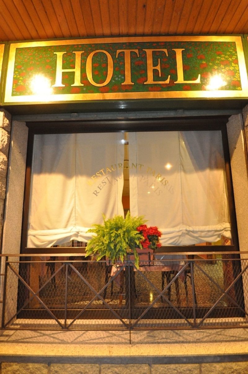 Yomo Petit Paris Hotell Encamp Eksteriør bilde